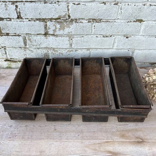 Set Of 4 Vintage Planters, Garden, Home