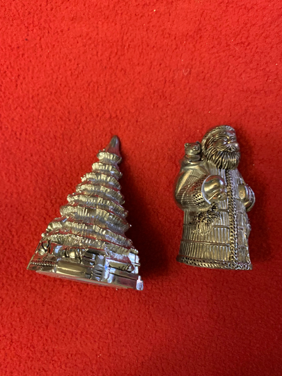 Metal Christmas Tree & St Nicholas Salt Pepper Shakers