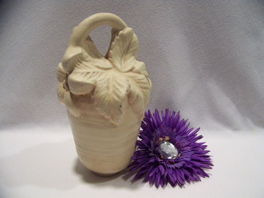Vintage Cottage Chic Pottery Flower Basket Figurine Accent