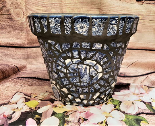 Blue China Mosaic Pot/Patriotic Design