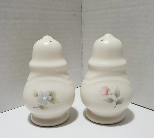 Pair Of Pfaltzgraff "Tea Rose