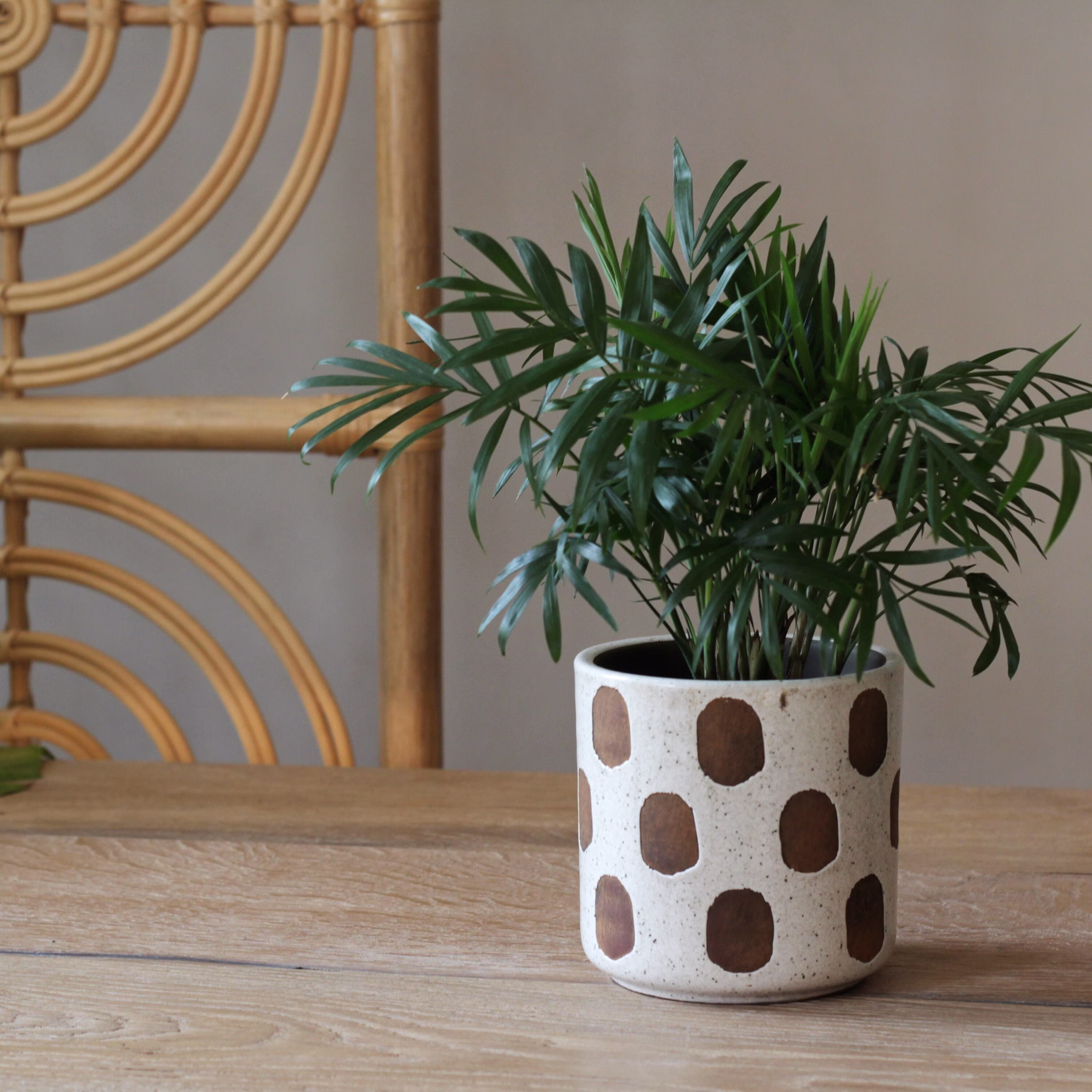 Black & White Azka Planter