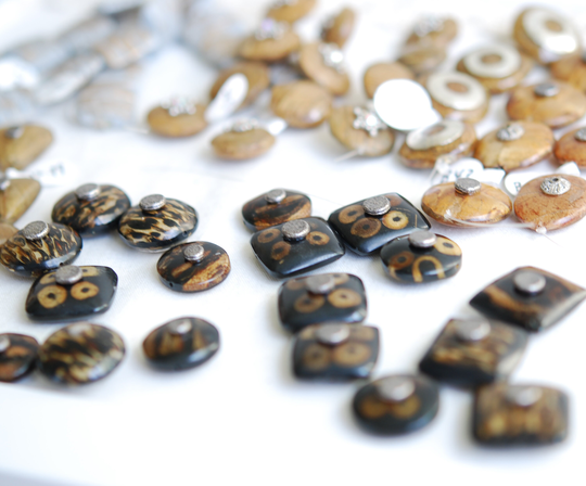 Various Organic Beads/Decorated Leaf Wood Beads/Jewelry Making Parts/Accessory Supply/Craft Beads/Diy Jewelry Parts
