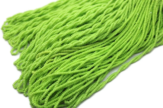 13/0 Czech Seed Beads, Peridot Green Opaque, 1/3/5 Hanks Preciosa Ornella Beads, Embroidery Beads, Craft Supply, Jewelry Findings