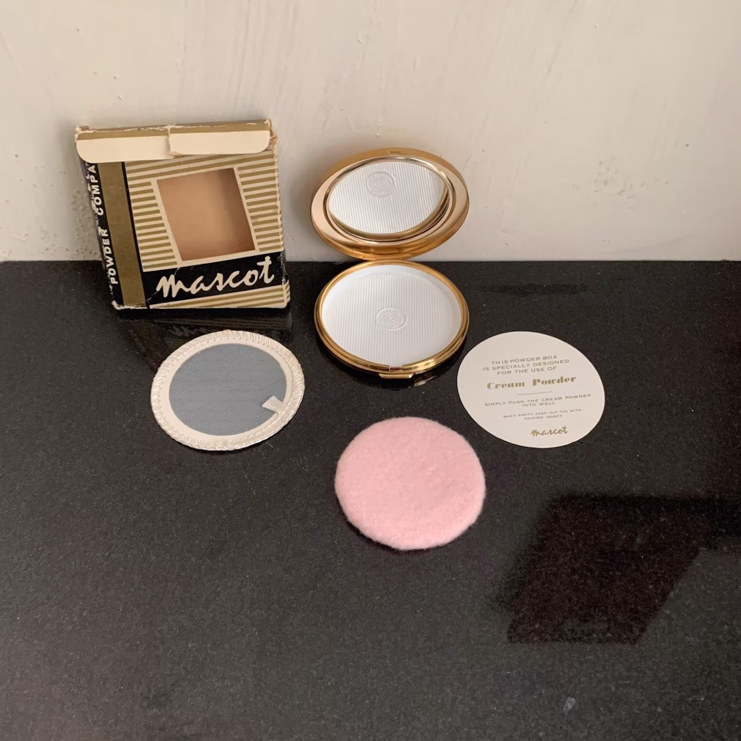 Vintage Mascot Powder Compact | Unused in Original Box Goldtone With Puff & Sifter Made Great Britain 1950's