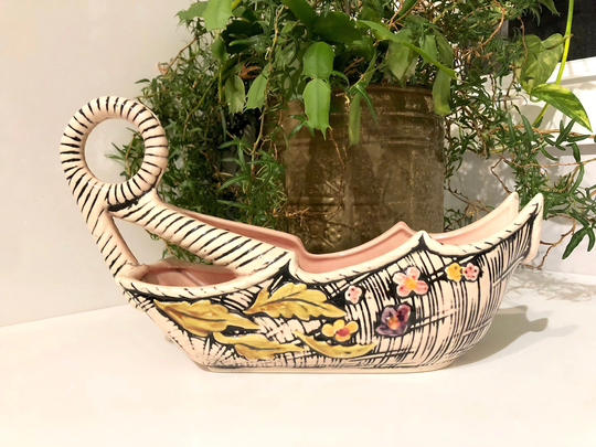 Hull Pottery Usa "Blossom Flight