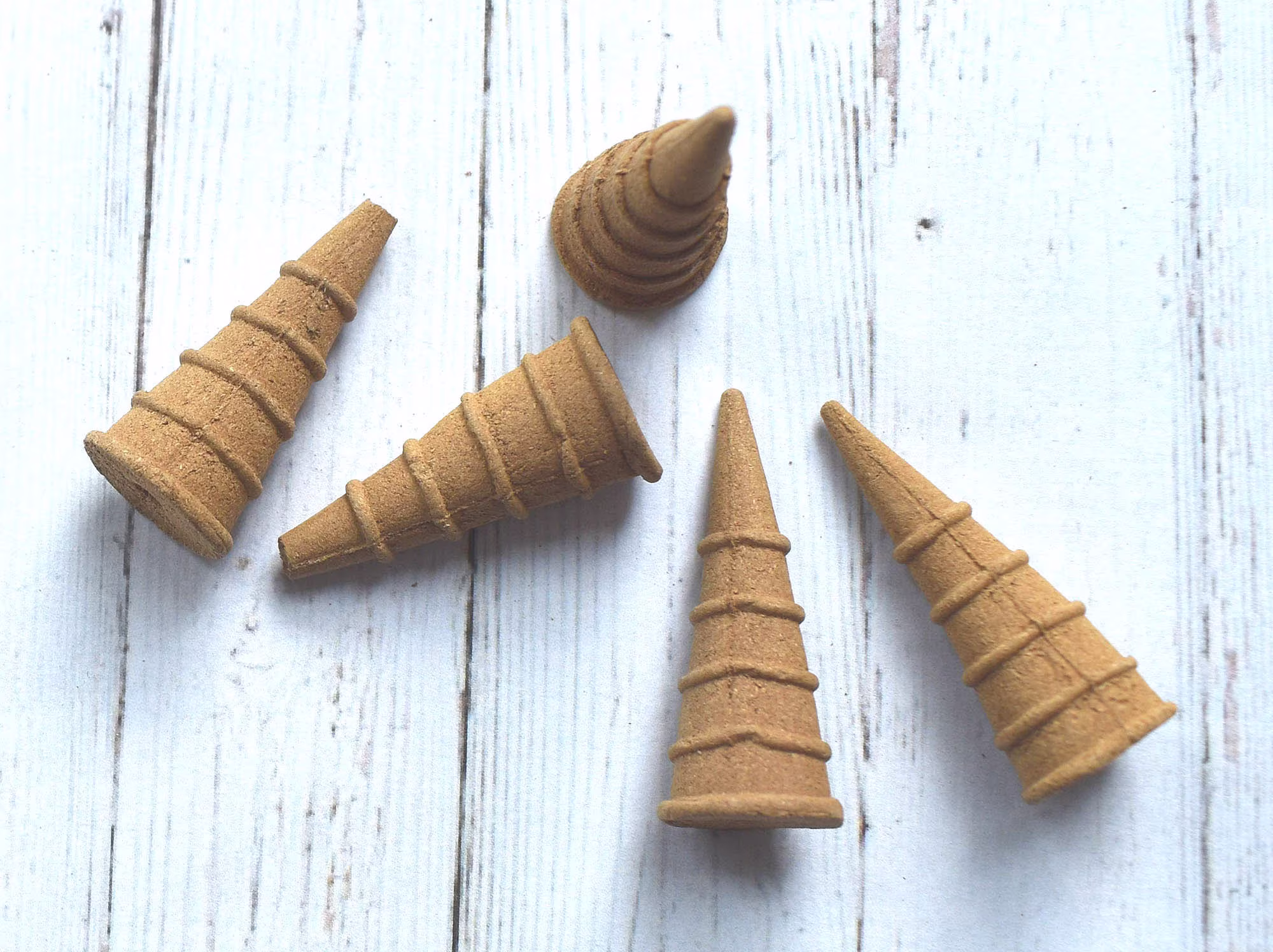 Organic Vietnamese Agarwood Incense Cones