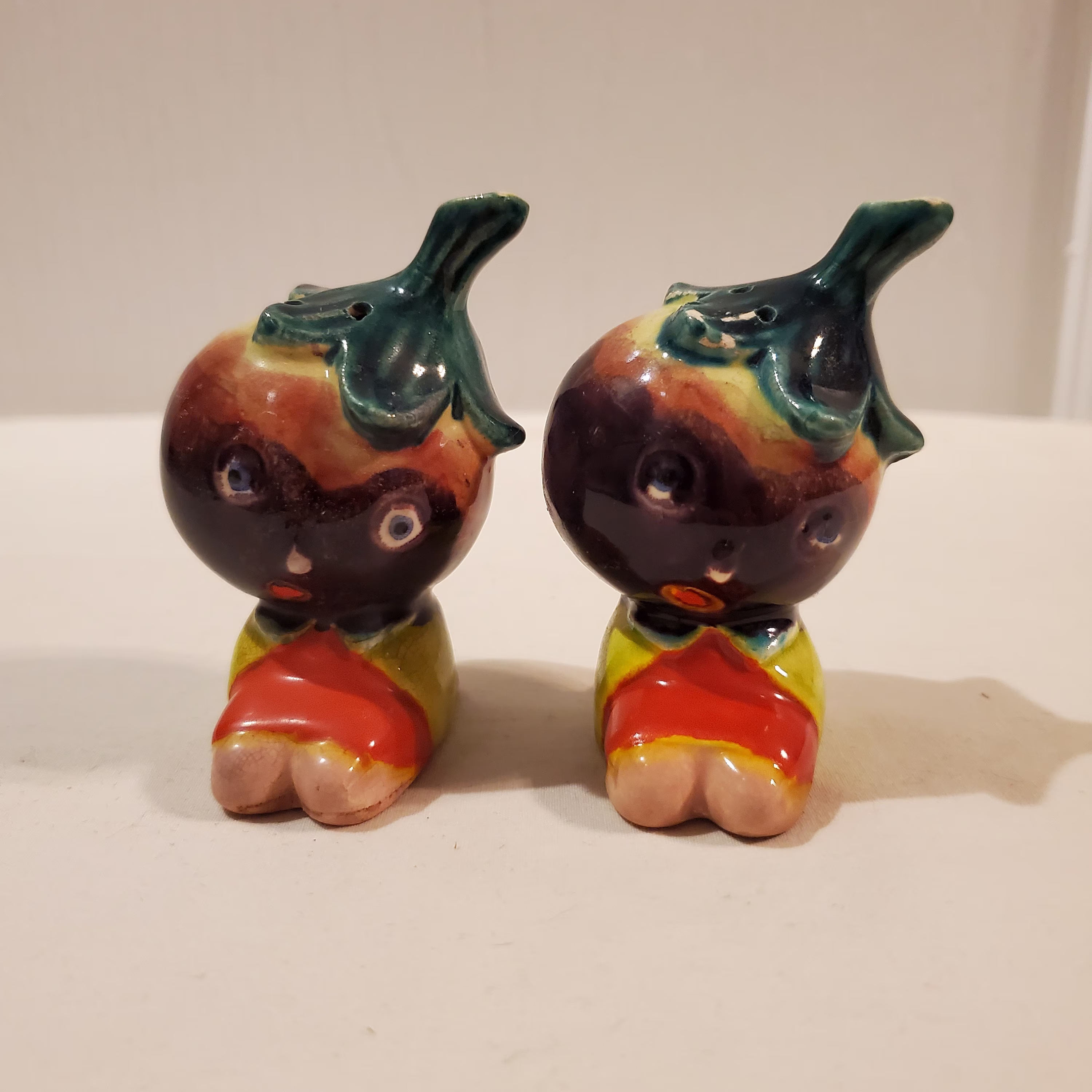 Anthropomorphic Beets Veggie Heads Salt & Pepper Shakers - Rare Find Japan