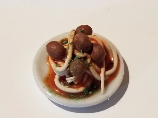 D2-054 Miniature Angel Hair Spaghetti With Meatballs & Sauce Topped Herb Garnishment. 112 Scale