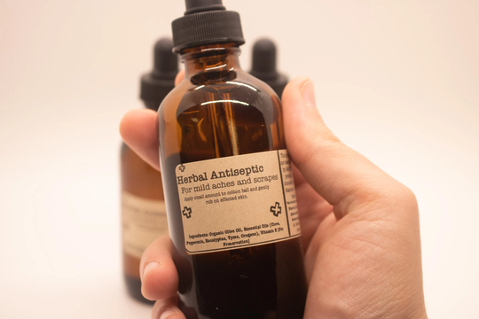 Herbal Antiseptic Oil A Blend Of Essential Oils For Scrapes & Mild Aches, Great Adition Herbal First Aid Kits