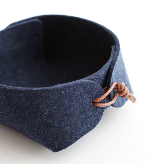 Desk Organizer in Wool Felt - Japanese Inspired Basket With Genuine Leather Ties Small Storage Container Bedside Tray Bowl
