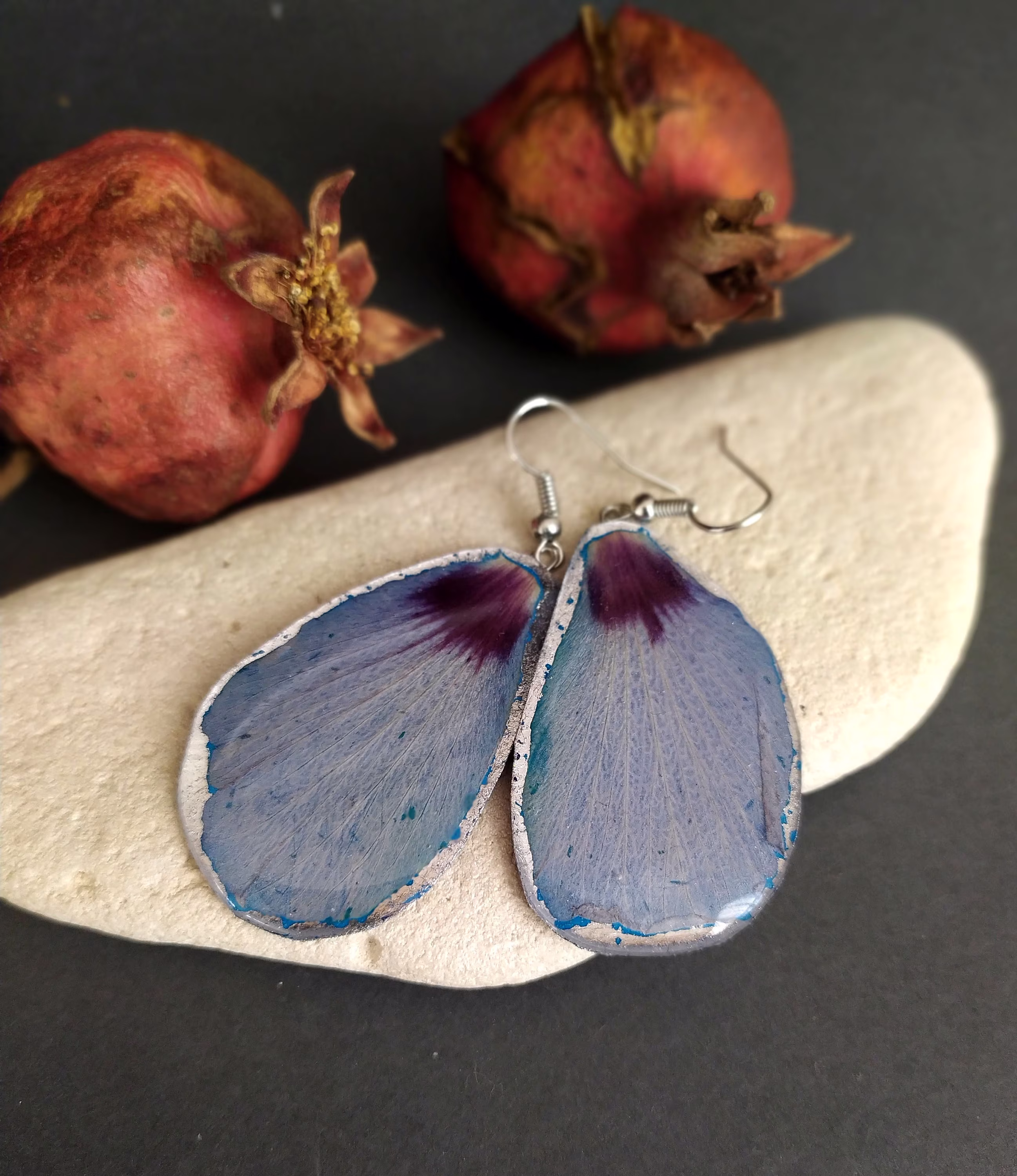 Long Hibiscus Earrings, Real Pressed Flowers in Resin, Dangly Botanical Boho Plant Jewelry, Birthday Floral Gift, Bridal Jewelry