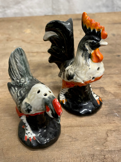Empress Rooster & Chicken Salt Pepper Set Made in Japan