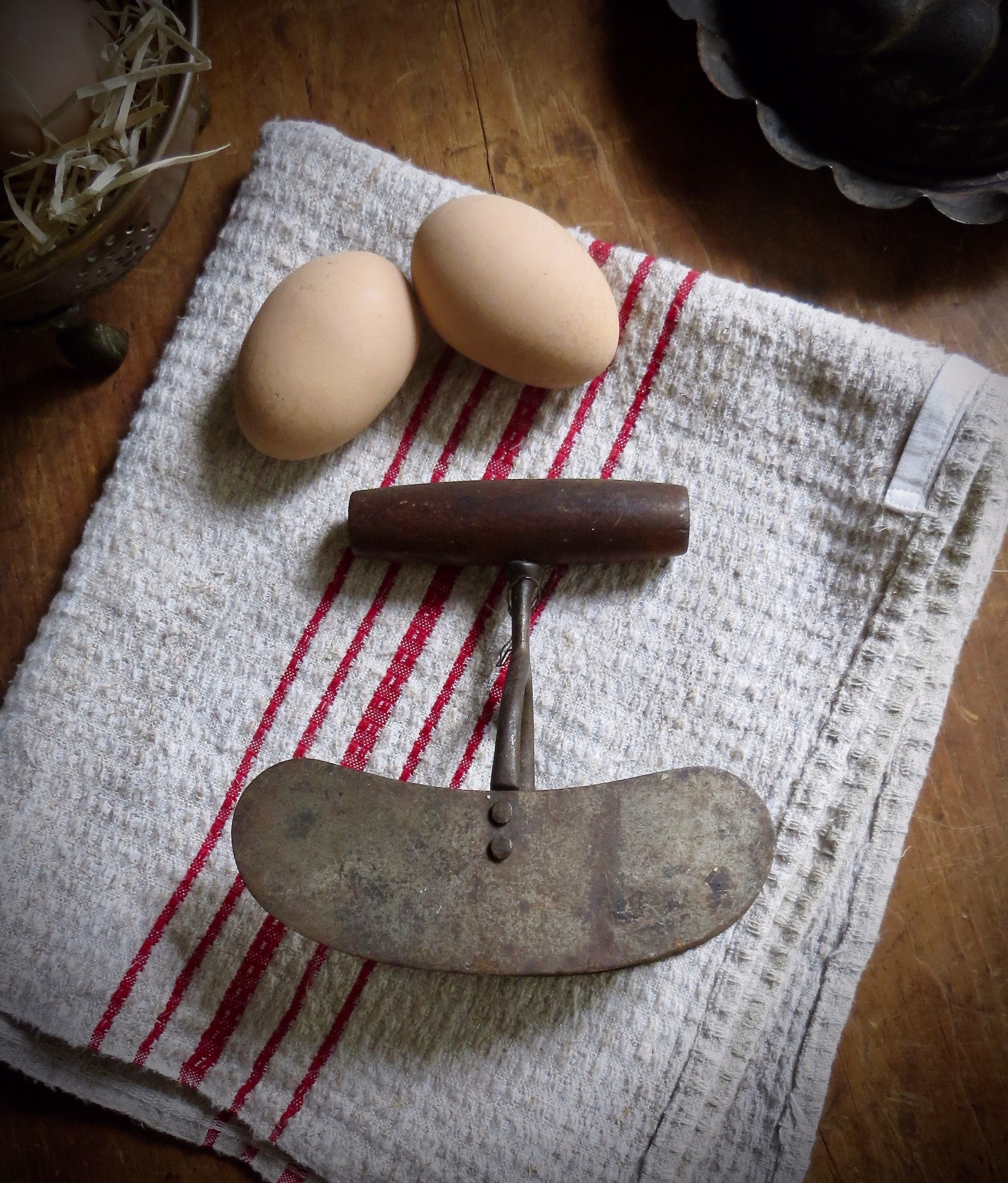 Vintage Herb Chopper Rustic Farmhouse Kitchen Utensil Metal Mincer Wooden Handle