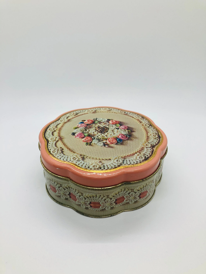1981 Avon Valentine's Day Tin, Jewelry, Powder, Trinket Box