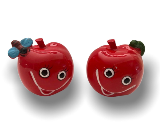 Vintage Cute Apples With Worm & Fly Salt Pepper Shakers Circa 1960's