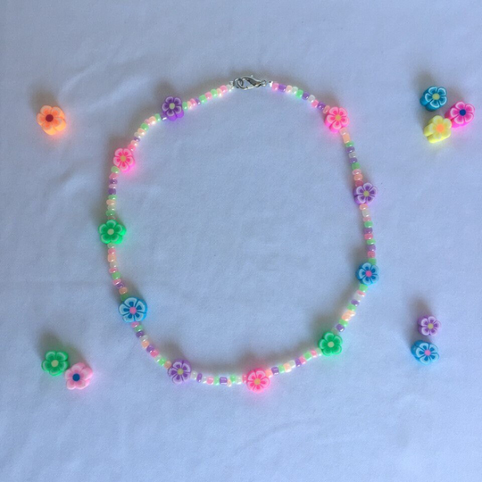 Hibiscus Shine Necklace