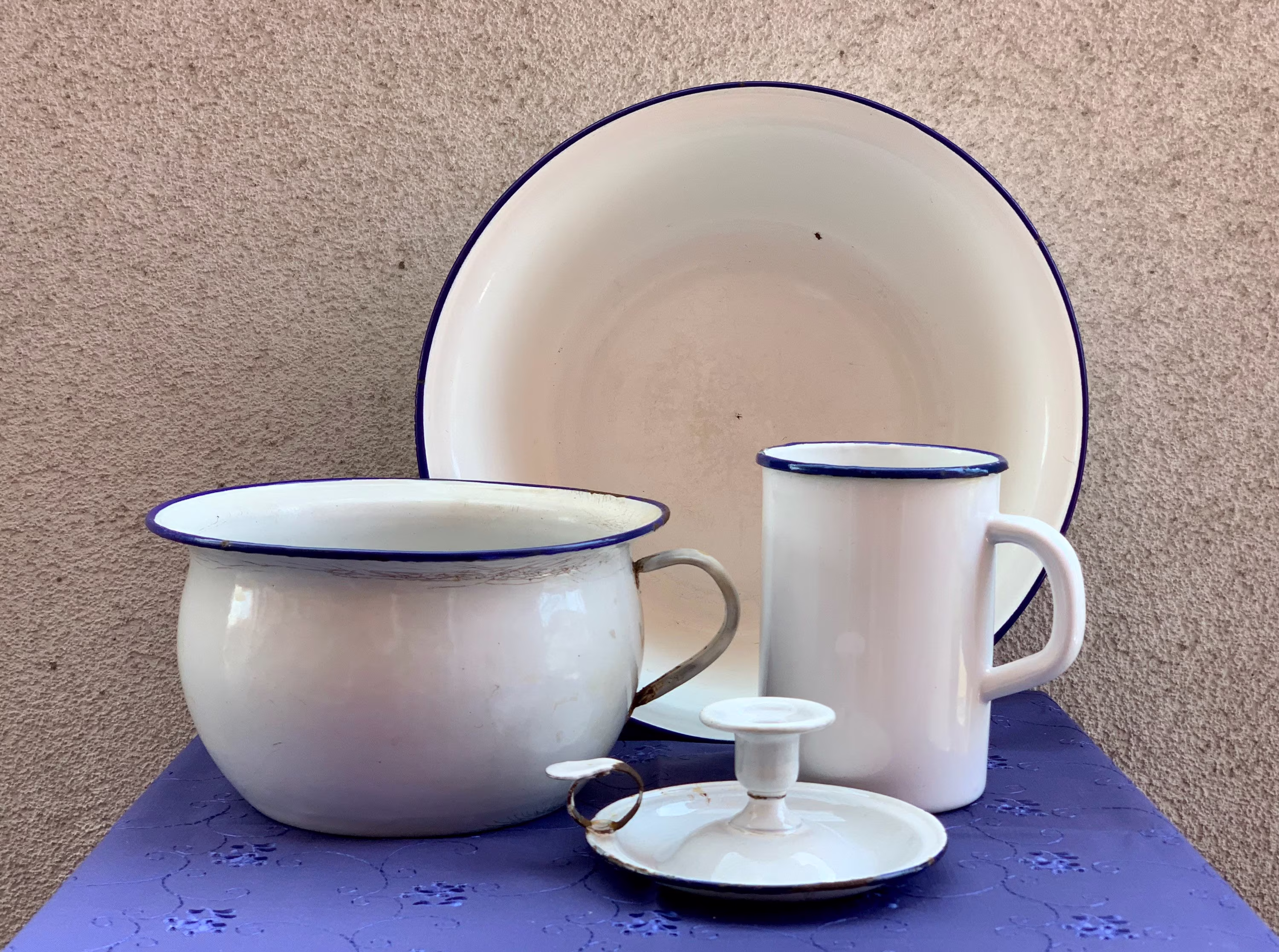Set Of 4 Enamel Flower Pot Candle Holder Bowl Cup Shabby Chic, Enamelware Chamberstick Garden Plant