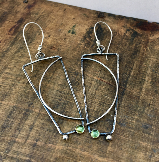 Silver Organic Peridot & Rectangular Earrings, Irregular Rectangle Shape 925 Hoop Boho