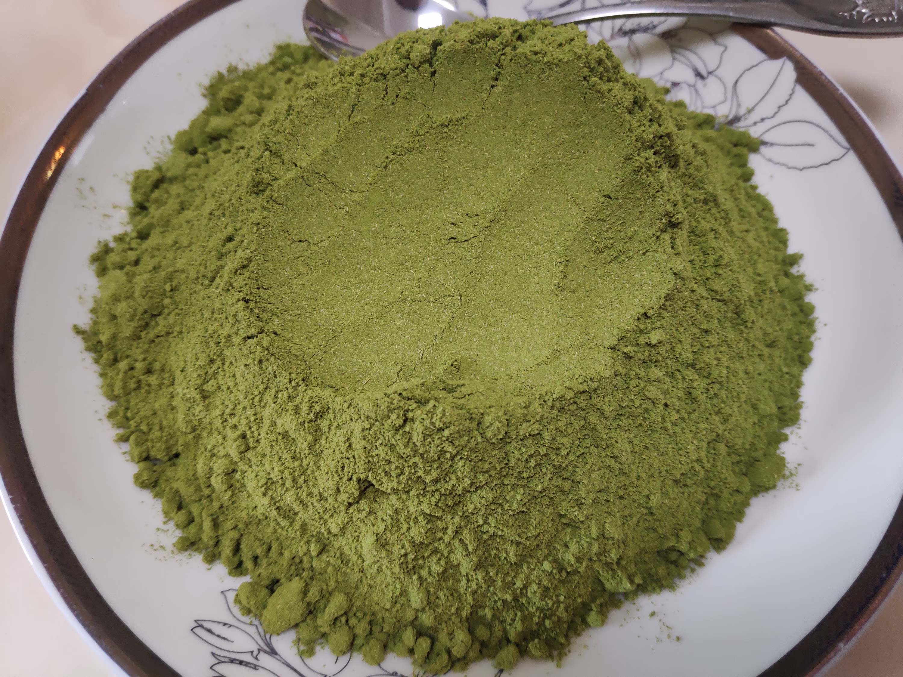 8.8Oz 100% Pure High Quality Pine Needle Powder, Green Song Zhen Powder