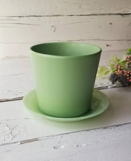 Jadeite Fire King Saucer With Green Flower Pot - Vintage Alice & Planter Jadite Set
