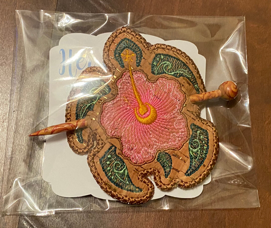 Tortoise With Hibiscus Bun Cover Holder