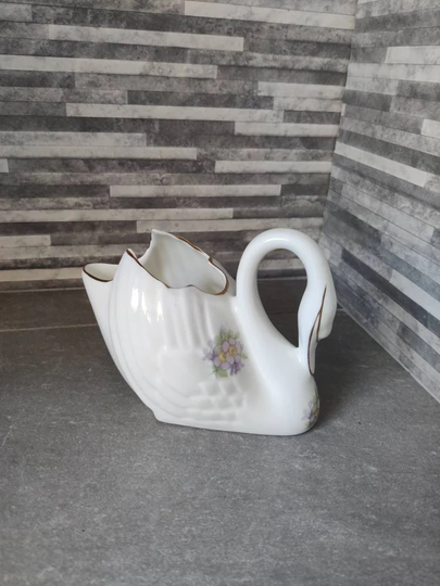 Floral White Swan Planter