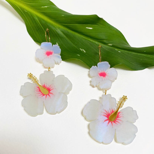 Hibiscus Sunset Dangler Earrings in White Pearlescent