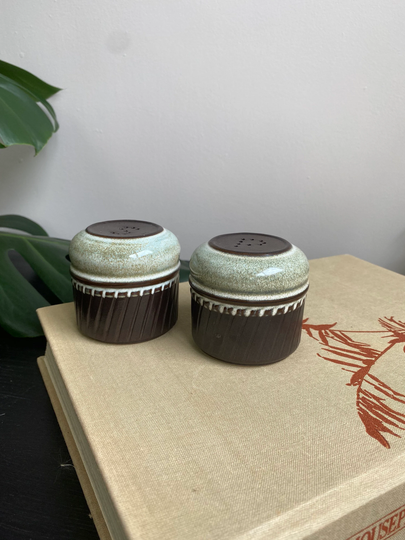 Denby Rondo Salt & Pepper Shakers/Tableware Sonnet Stoneware Vintage England