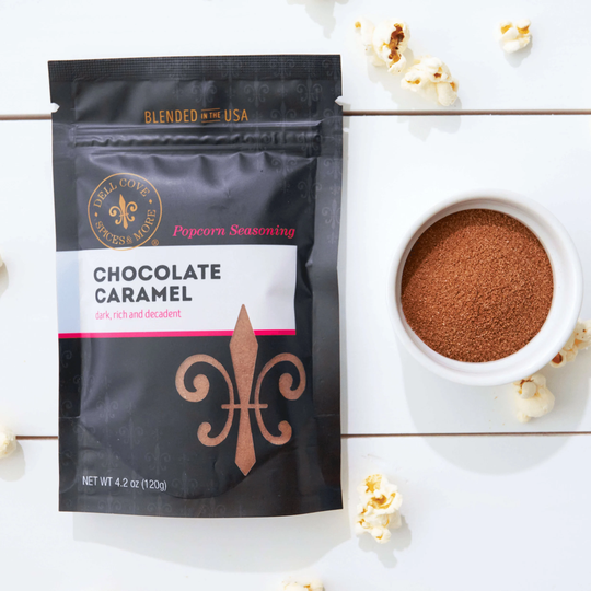 Christmas Popcorn Chocolate Caramel - Sweet Popcorn Treat, Gluten-Free, Glass Seasoning Shaker, Gift Set, Flavored