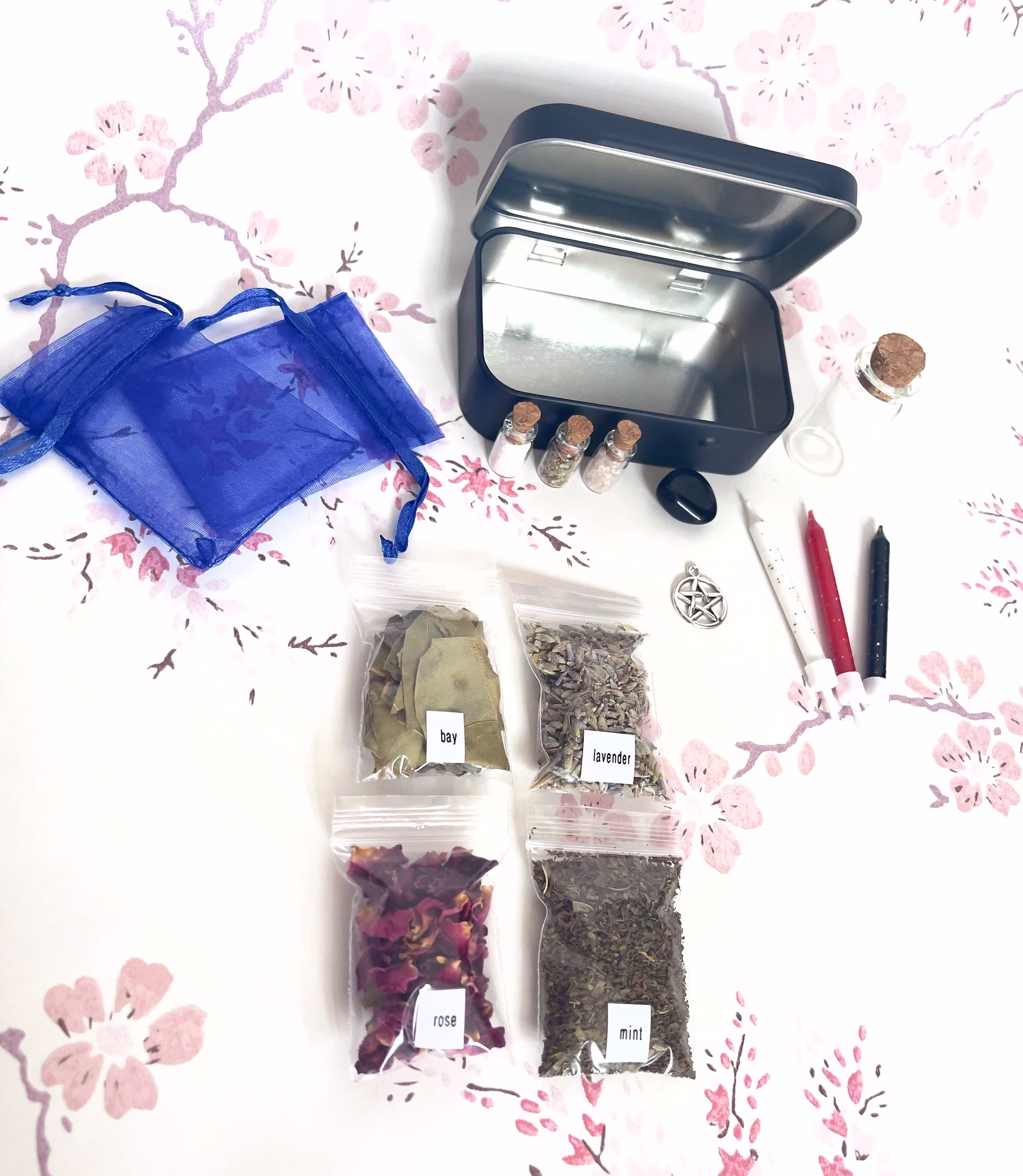 Witches Pocket/Travel Altar - 16 Piece ~~ Green Witch Beginner Witchcraft