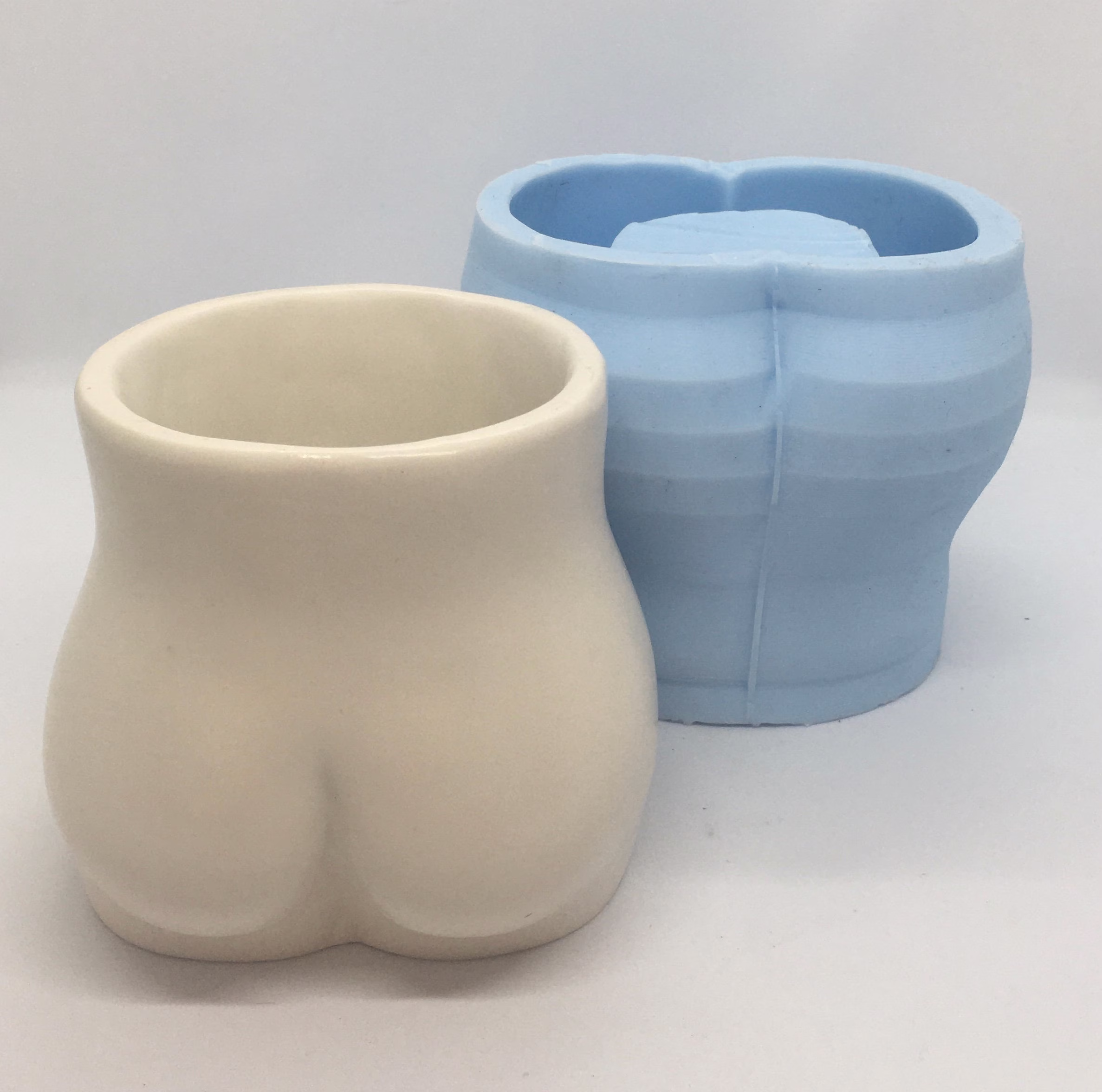 High Quality Silicone Bum/Butt/Booty Mould/Mold For Concrete/Jesmonite/stone/Planters/Candles/Pots With Lid. UK Manufactured & Dispatched