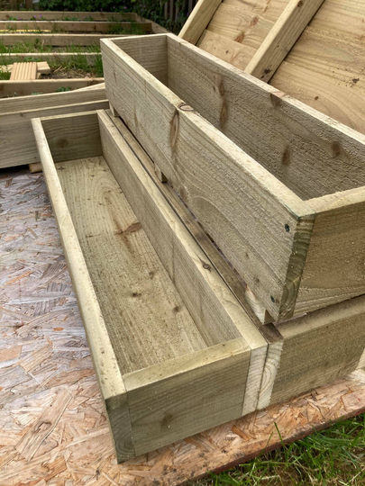 90cm Rustic Tanalised Wooden Patio Planter Window Box Timber Trough Garden Flower Tub Handmade