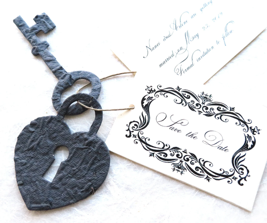 Save The Date Cards - Plantable Paper Lock & Key in Love Wedding Favors Flower Seed Locks Keys Diy
