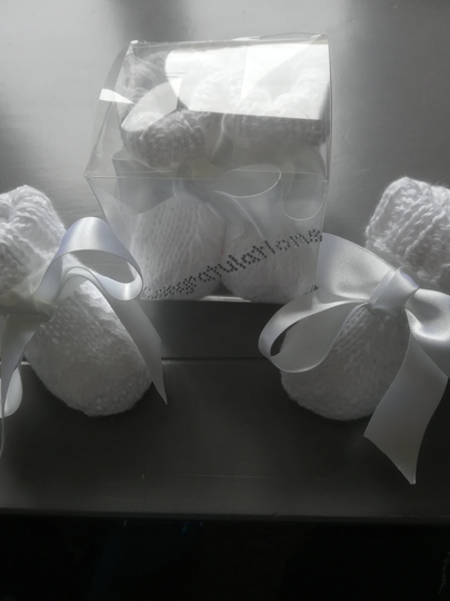 Organic Cotton Baby Booties . Really Soft Touch With Oversized Satin Bows , Hand Knitted Comes Gift Wrapped Great New Born