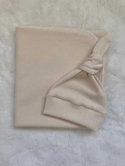 Organic Ribbed Knit Swaddle Blanket & Hat Set. Gender Neutral Take Home Cream Baby Shower Gift. Photo Prop