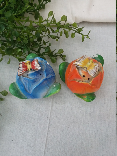 Vintage Salt & Pepper Shakers/ Flower Pepper Shakers/Butterflies On Shakers