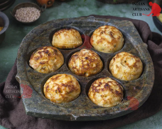 Pre Seasoned Chemical Free Soapstone Kuzhipaniyaram, Maakal Paniyaram Pan, Stone Unniappakara, Soapstone Pancake Unni Appam Pan, 7 Pit