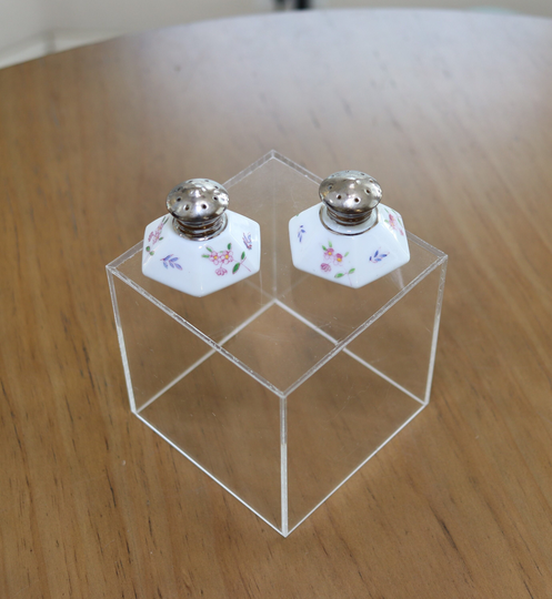 Hinode Refined China Ceramic Salt & Pepper Shakers - Japan