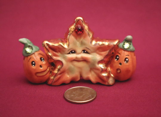 Halloween, Maple Leaf, Pumpkins, Autumn, Mini One Piece Salt & Pepper Shaker, Allyson Nagel Porcelain Original, Limited Edition