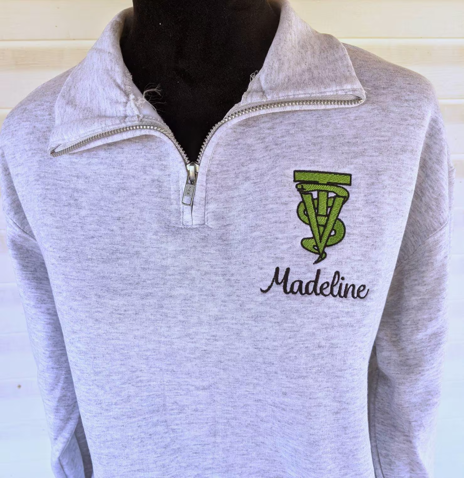 Embroidered Vet Tech Pullover, Assistant Shirt, Rvt Gift, Accessories, Veterinarian Sweatshirt, Medicine, Er