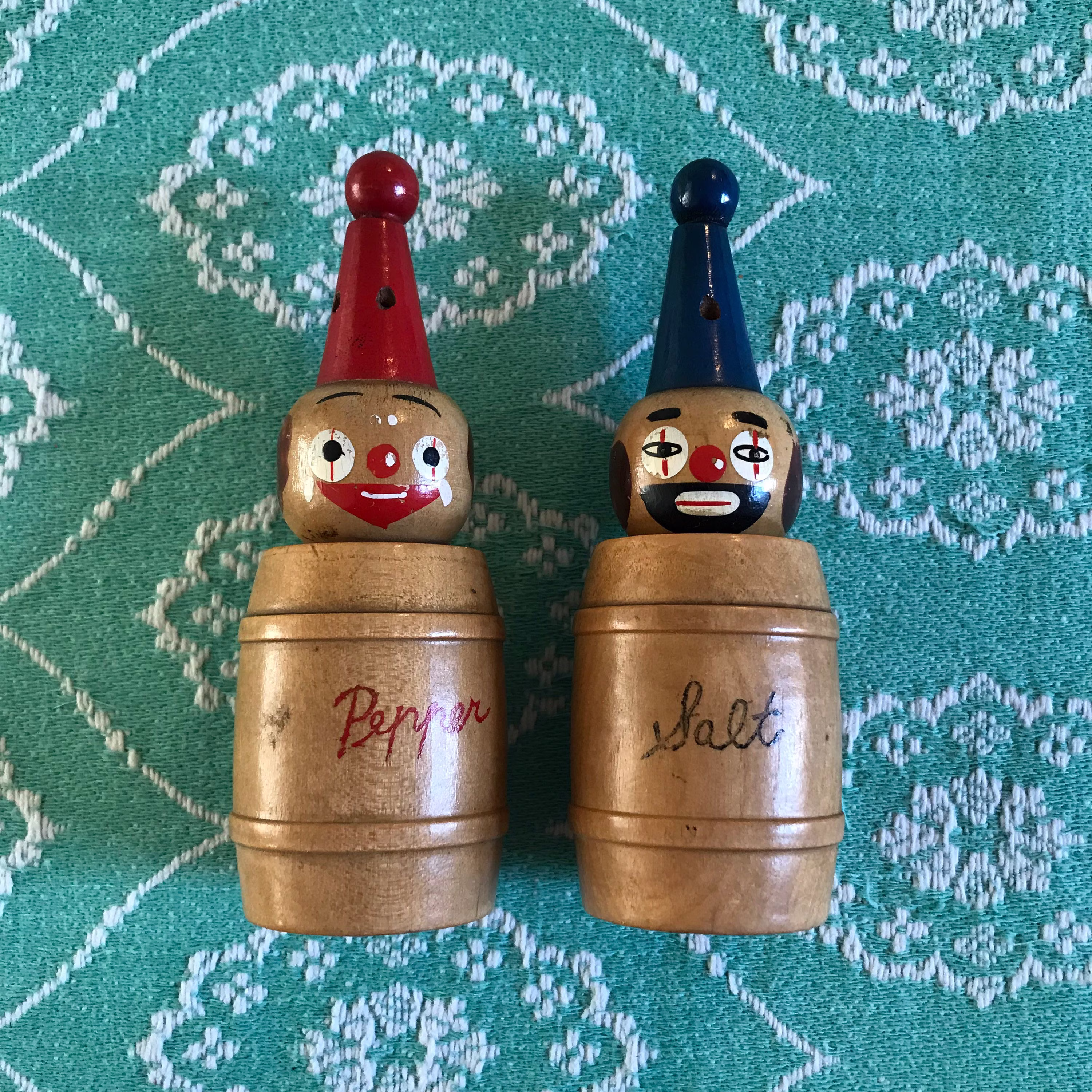 Vintage Wooden Clown Salt & Pepper Shakers Funny. Circus. Ornament.wood Kitchen Decor. Table Wear. Gift. Decorative