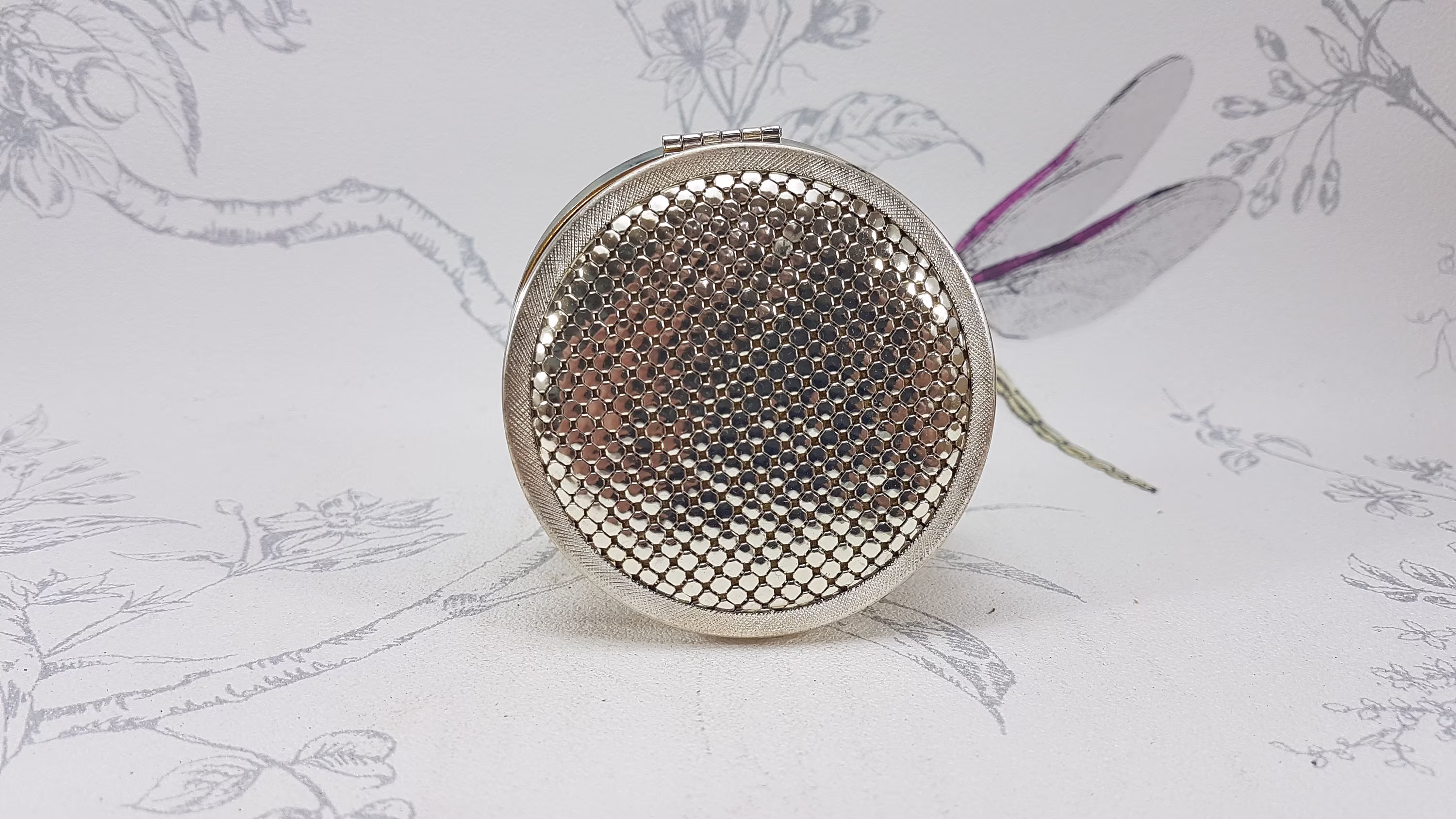 Vintage Silver Tone Powder Compact, Unusual Vintage Compact Mirror, Convertible
