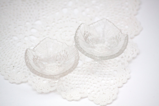 Vintage Fostoria Grape Leaf Salt Dips Cellars 3 Footed Set Of 2