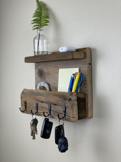 Reclaimed Barnwood Key Rack & Organizer. Entryway Organization , Dog Leash Holder, Accessories