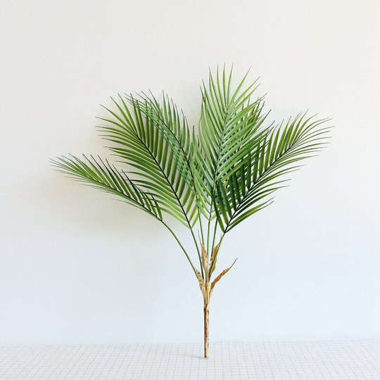 1 Piece Green Tropical Palm Leaf Shaped Artificial Plant 6 Leaves Palm Plant 60cm Tall for Flower Decoration