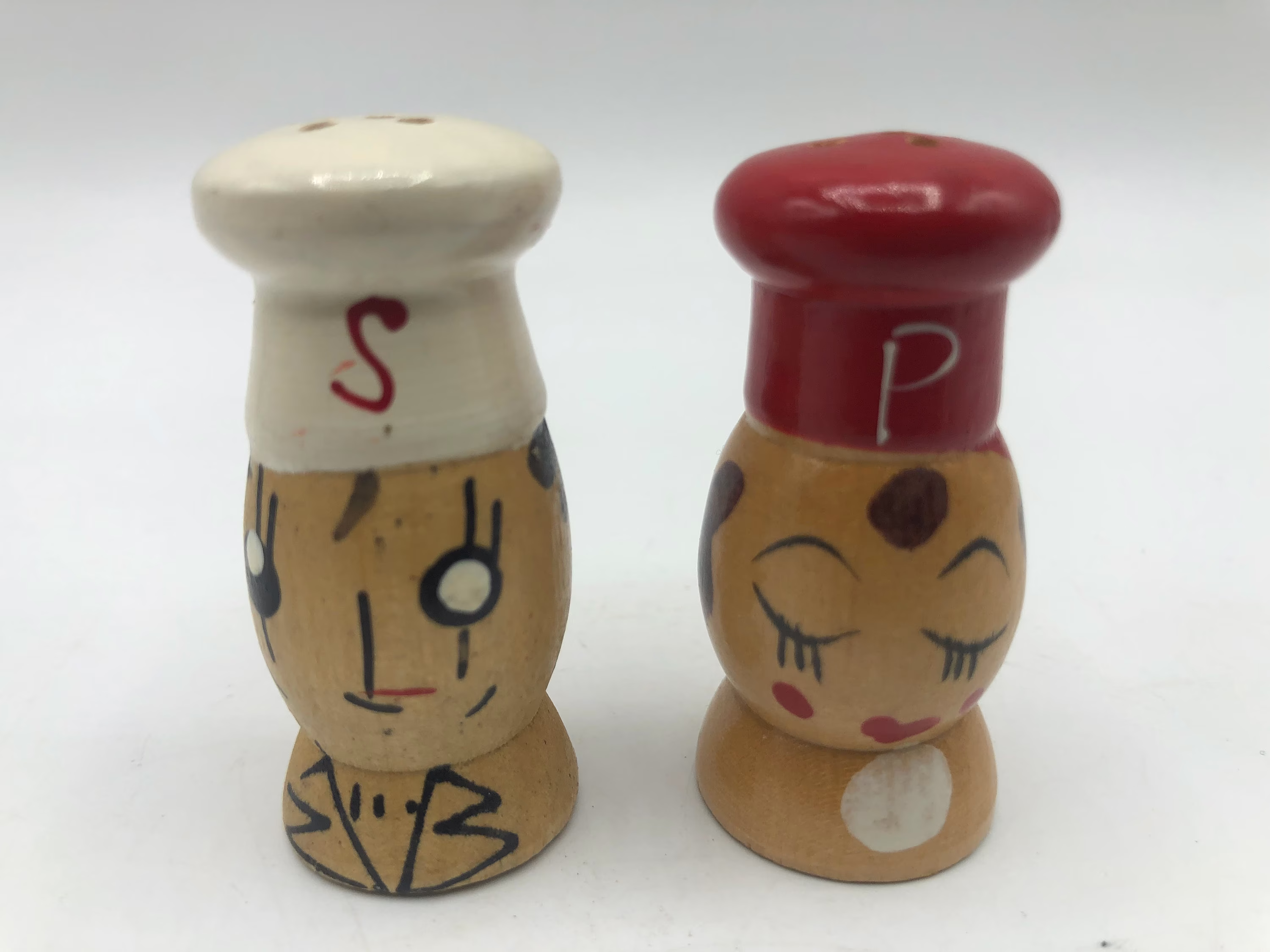 Vintage Wood Chefs Salt & Pepper Shakers Wooden Shaker Kitchen Rustic Cabin Chef 1950S Decor