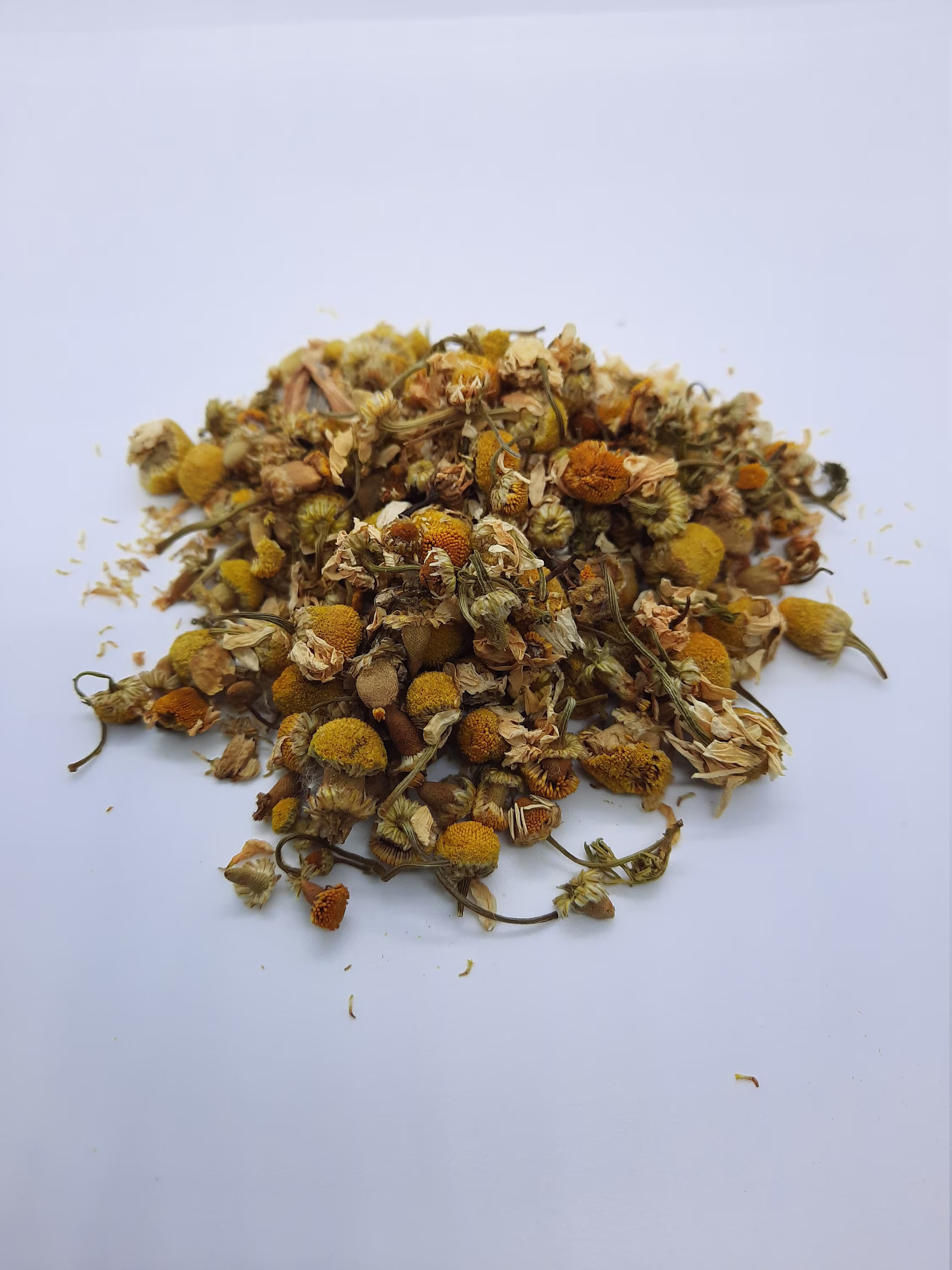 Organic Chamomile Flowers | Matricaria Recutita