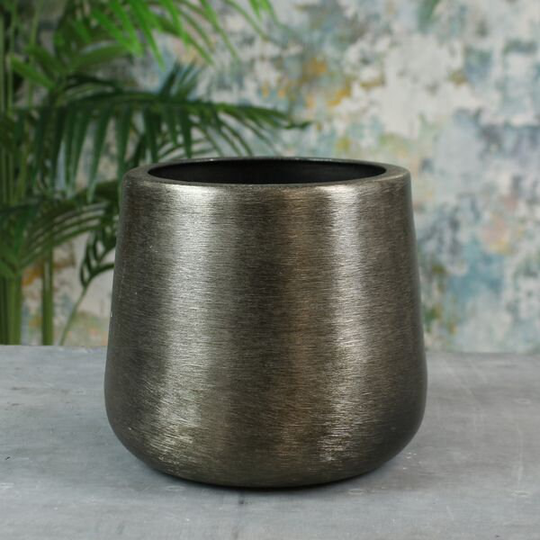 Brushed Black Planter | Medium. Greenwich Collection Luxury Indoor Plant Pto