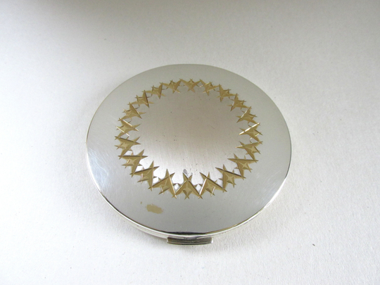 Vintage Stratton Powder Compact, Silver & Gold Colour, Spiky Star Garland Pattern, Age Related Wear/Marks, Dia ~3 3/8